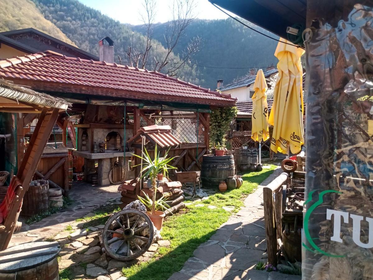 Кръчмъ При Байката Alpin Ξενοδοχείο Ribarica Εξωτερικό φωτογραφία