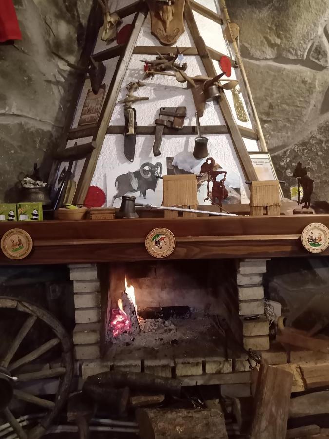 Кръчмъ При Байката Alpin Ξενοδοχείο Ribarica Εξωτερικό φωτογραφία